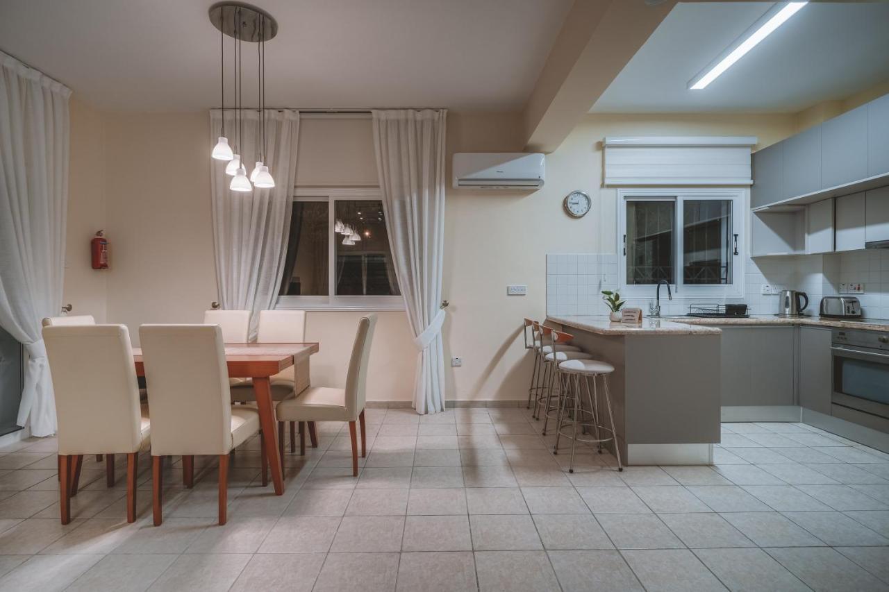 Amphitrite Villa Παραλίμνι Εξωτερικό φωτογραφία