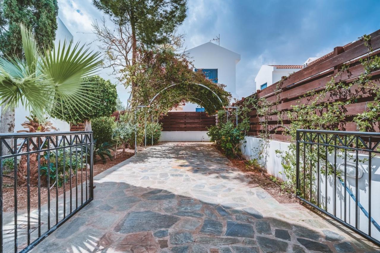 Amphitrite Villa Παραλίμνι Εξωτερικό φωτογραφία