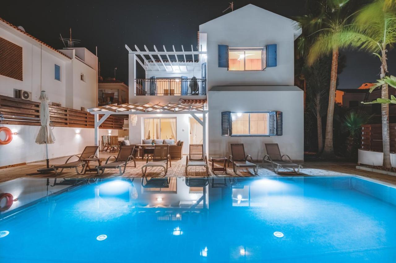 Amphitrite Villa Παραλίμνι Εξωτερικό φωτογραφία