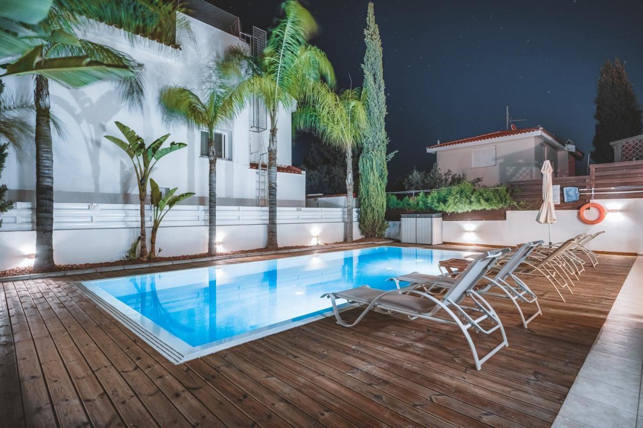 Amphitrite Villa Παραλίμνι Εξωτερικό φωτογραφία