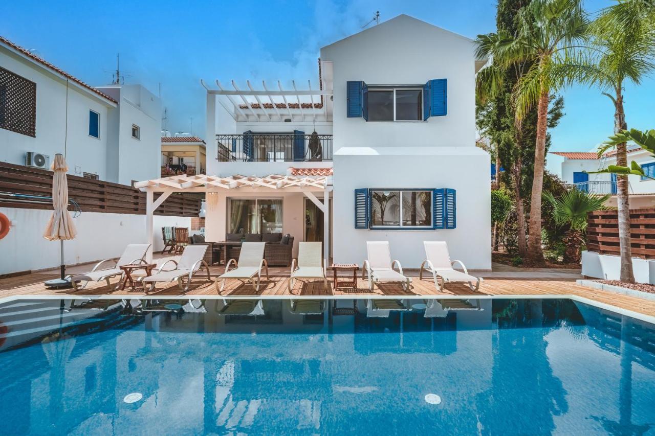 Amphitrite Villa Παραλίμνι Εξωτερικό φωτογραφία